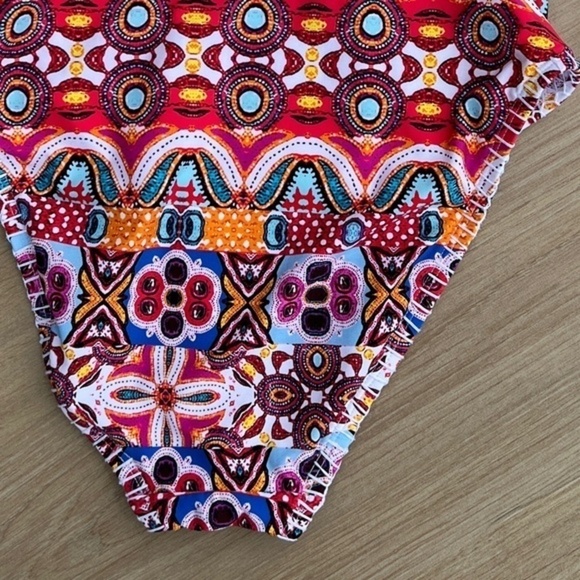 Kenneth Cole Casablanca Off The Shoulder High Neck One Piece Swimsuit Small - Picture 12 of 12